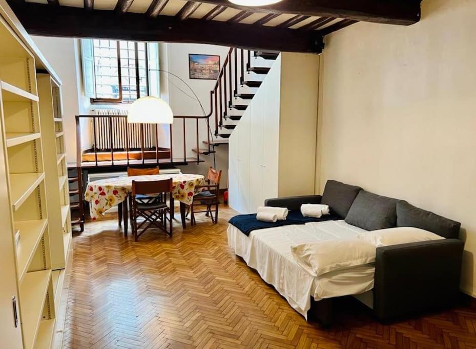 Ponte Vecchio Cozy Oltrarno Apartment 피렌체 외부 사진